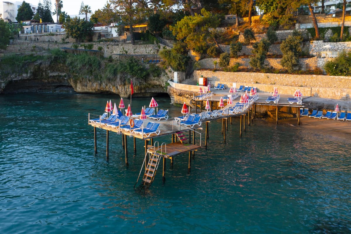 Aska Bayview Resort