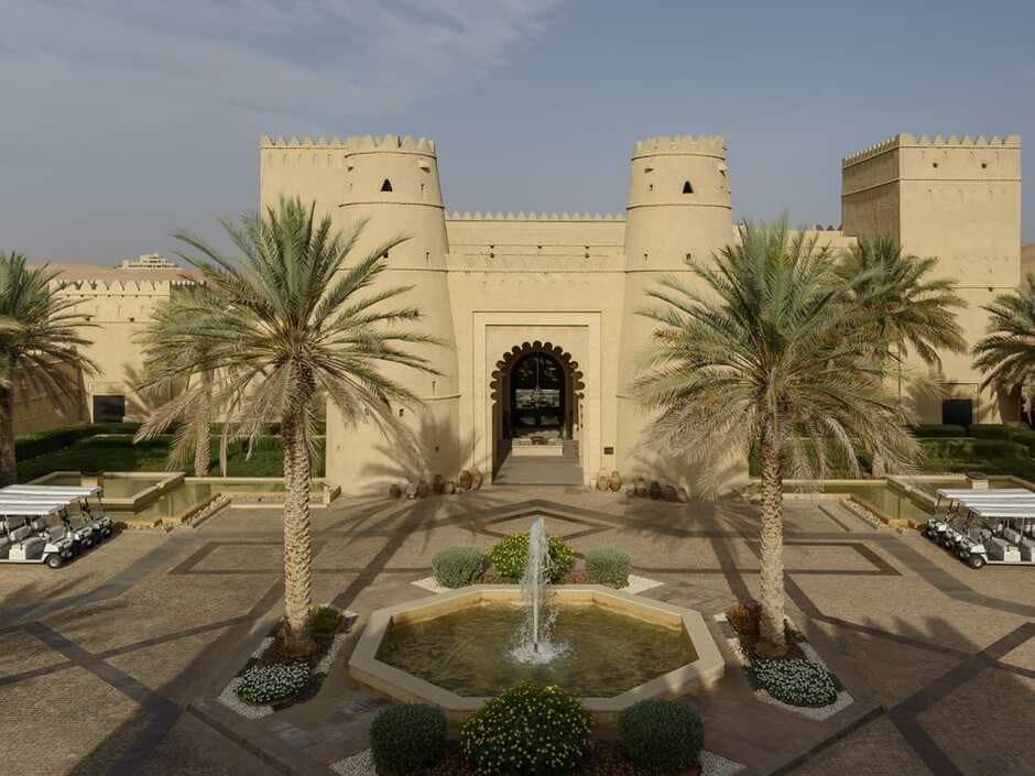 Qasr Al Sarab Desert Resort by Anantara