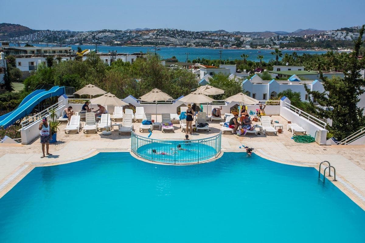 Tenda Hotel