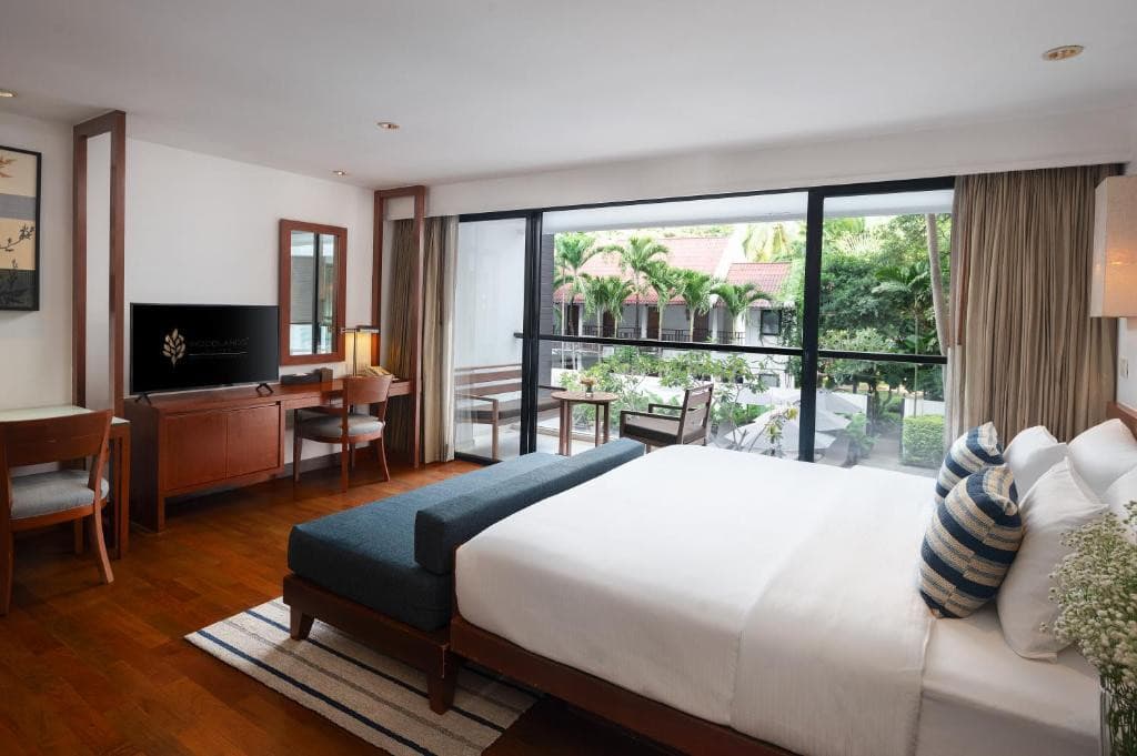 WOODLANDS SUITES SERVICED RESIDENCE