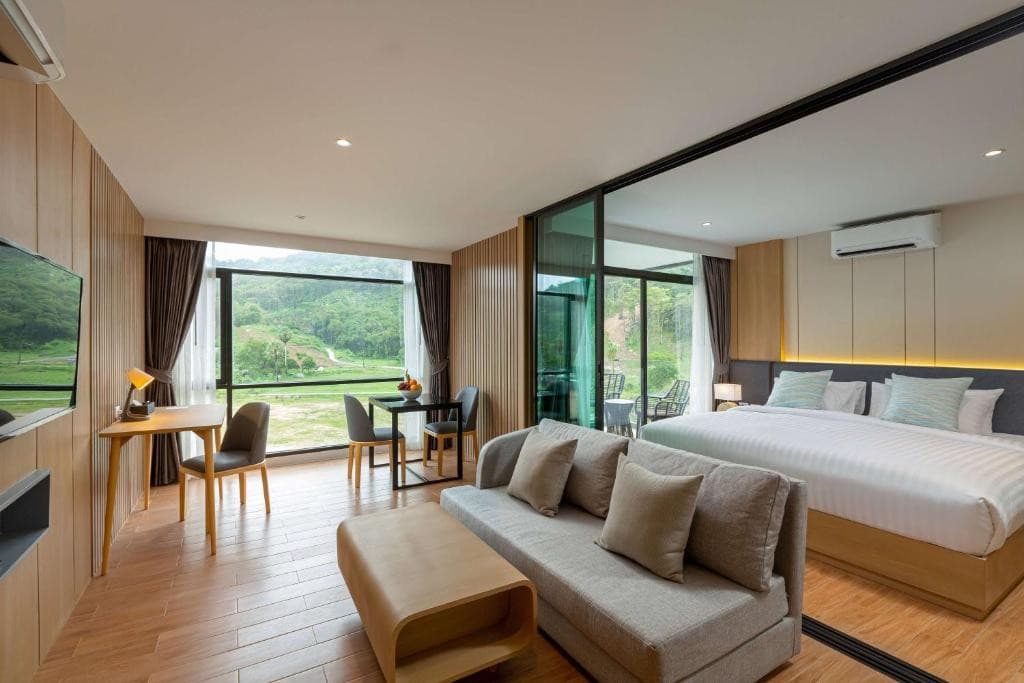 WYNDHAM GARDEN NAITHON PHUKET