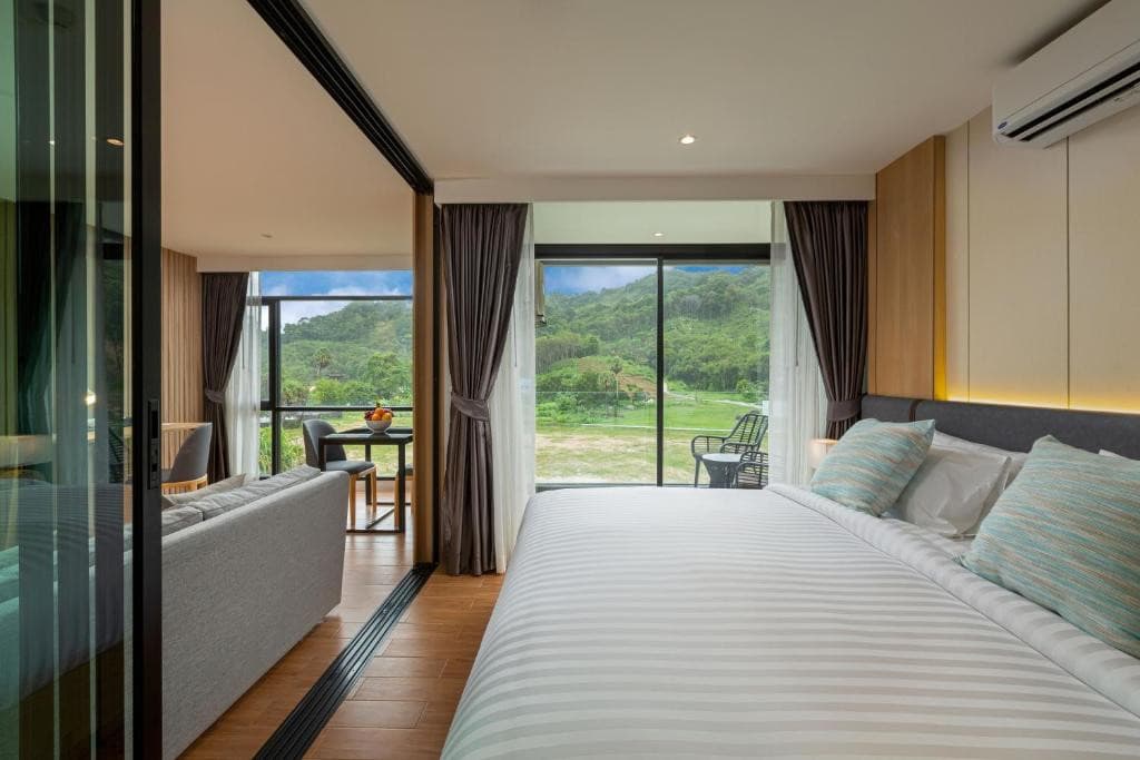 WYNDHAM GARDEN NAITHON PHUKET
