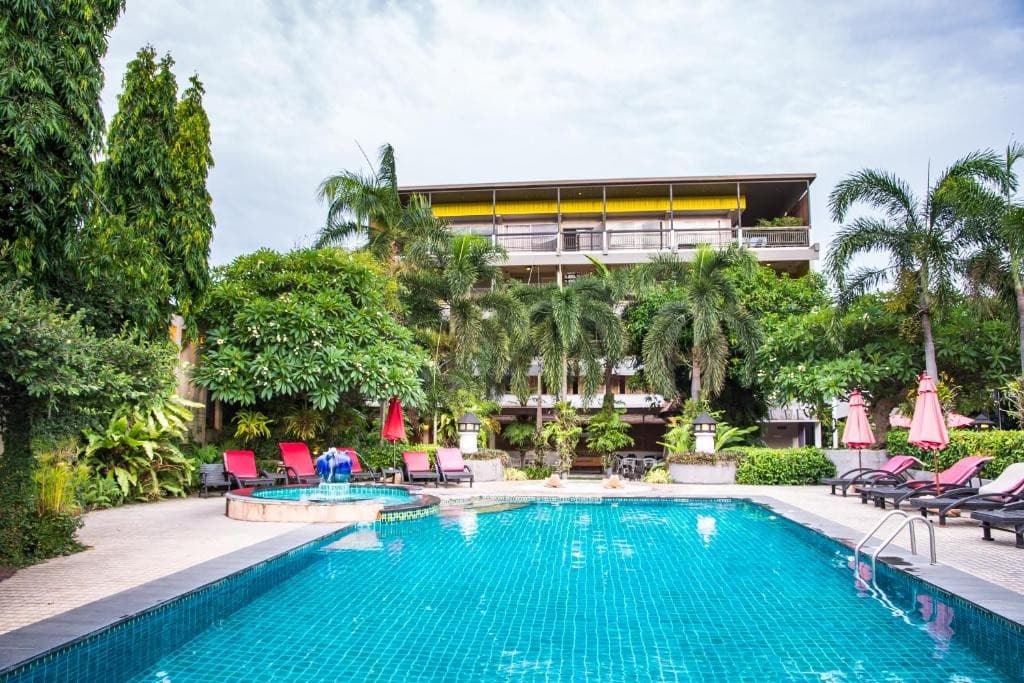 Lantana Pattaya Resort & Resort