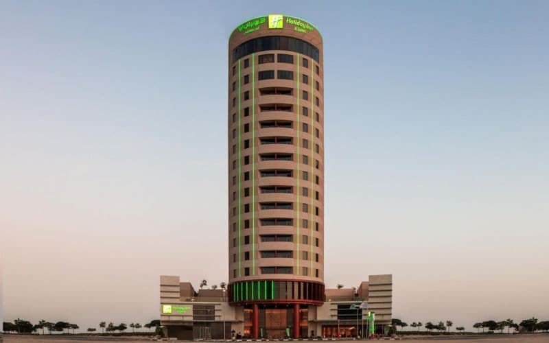 Holiday Inn & Suites Dubai Science Park Al Barsha