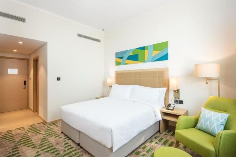 Holiday Inn & Suites Dubai Science Park Al Barsha