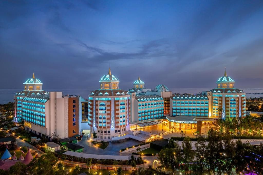 Delphin Be Grand Resort