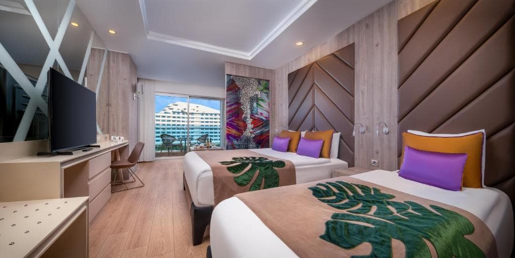 Delphin Be Grand Resort