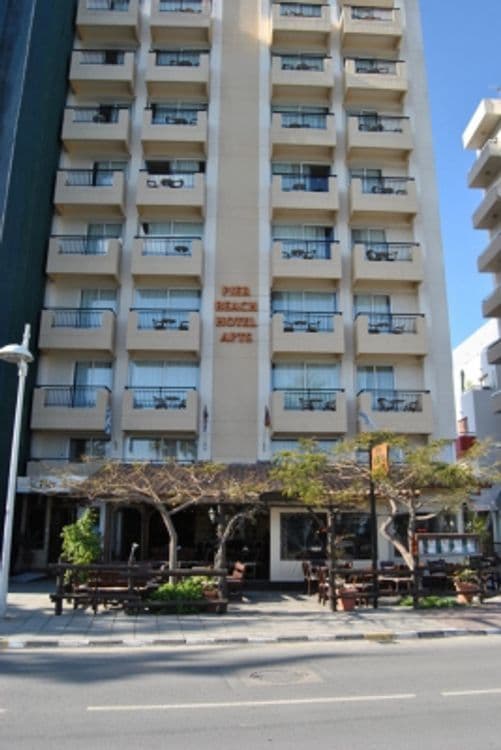 Pier Beach Hotel Apartments
