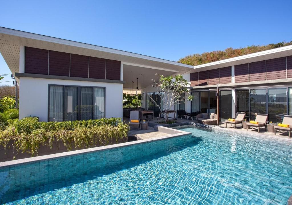 Casabay Luxury Pool Villas