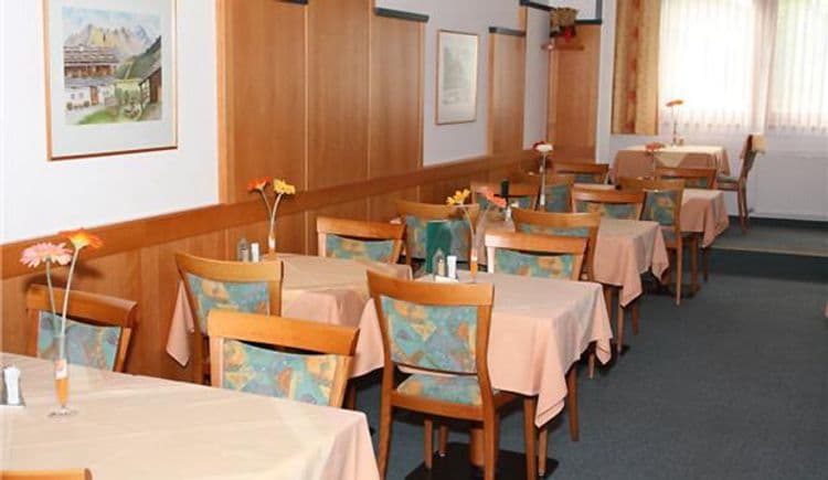 Dahoam By Sarina Hotel & Suites