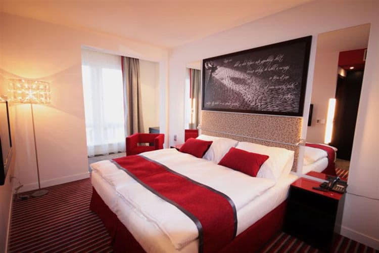 Red & Blue Design Hotel Prague