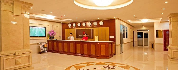 Romeliess Hotel