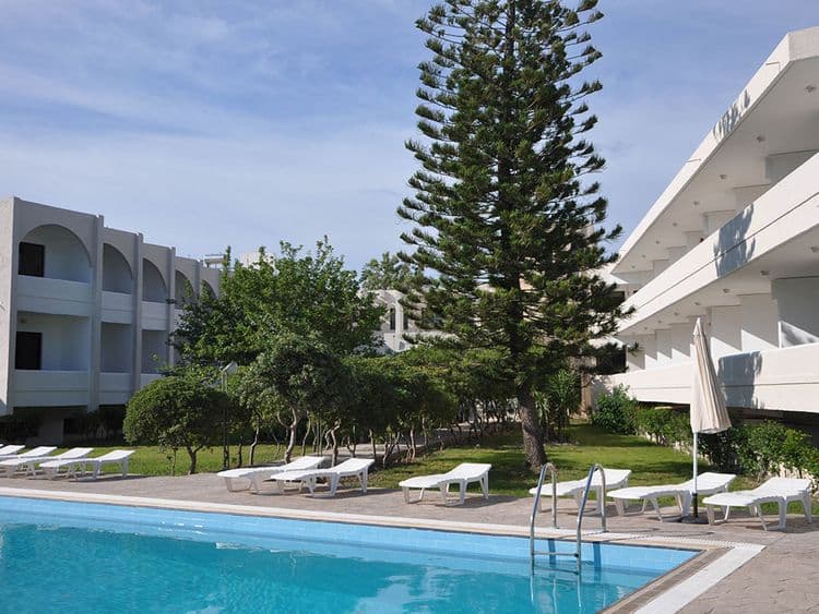 Aelia Hotel