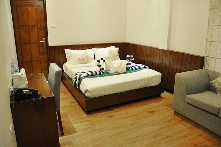 Sukhmantra Resort & Spa