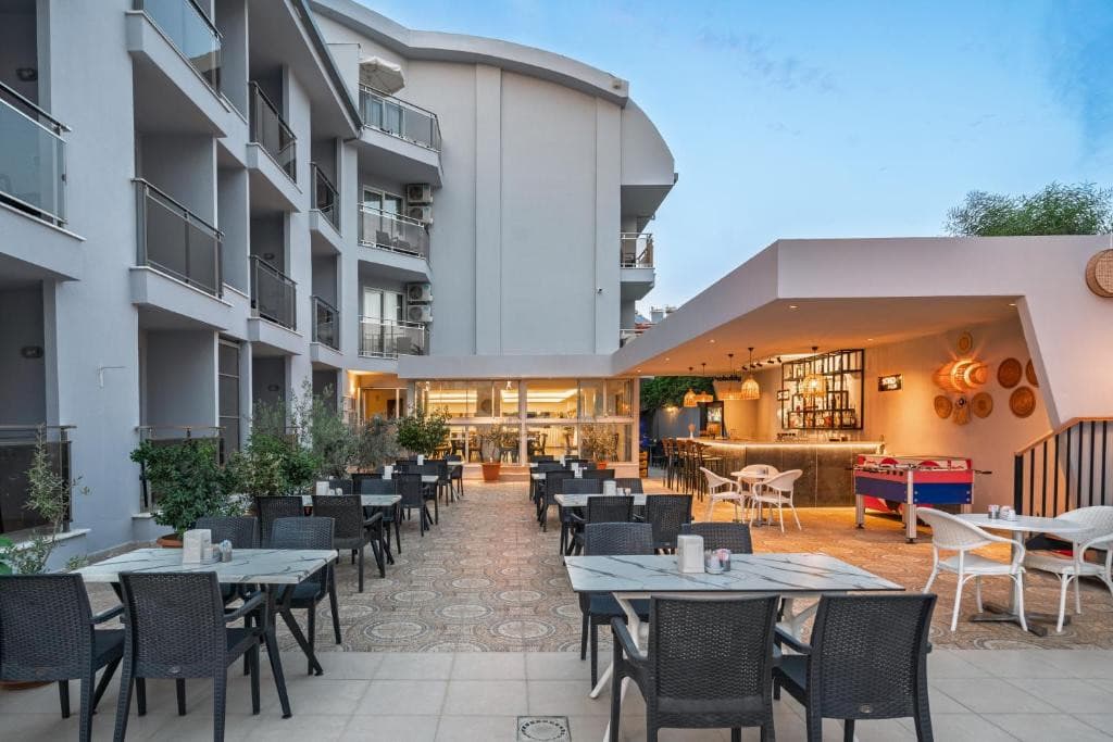 Harmony Side Hotel