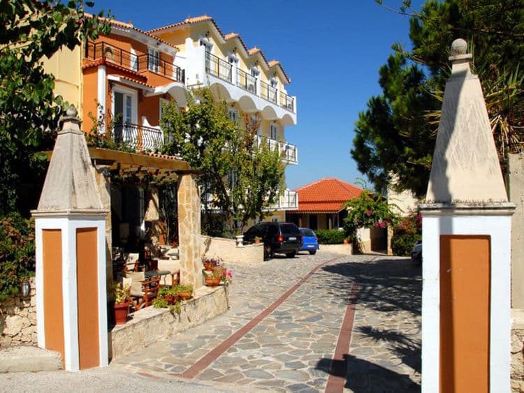 Locanda Beach Hotel
