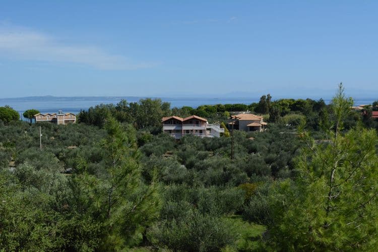 Arazzo Apartments