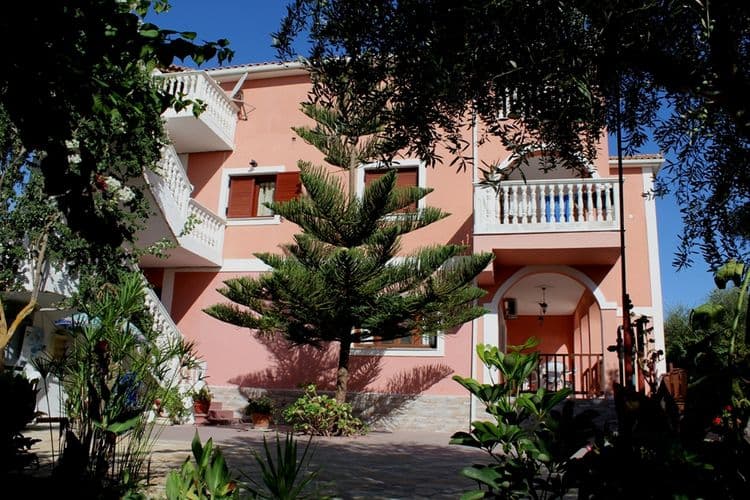 Arazzo Apartments