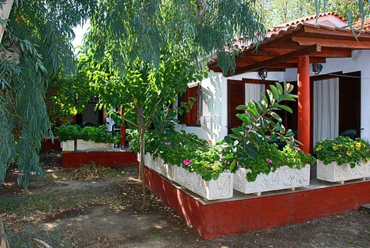 Alykes Park Bungalows & Apartments