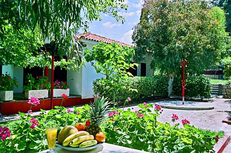 Alykes Park Bungalows & Apartments