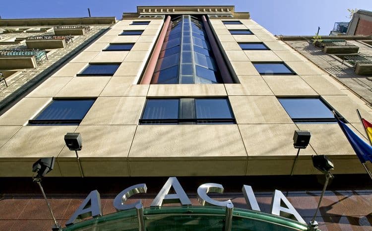 Acacia Premium Suite