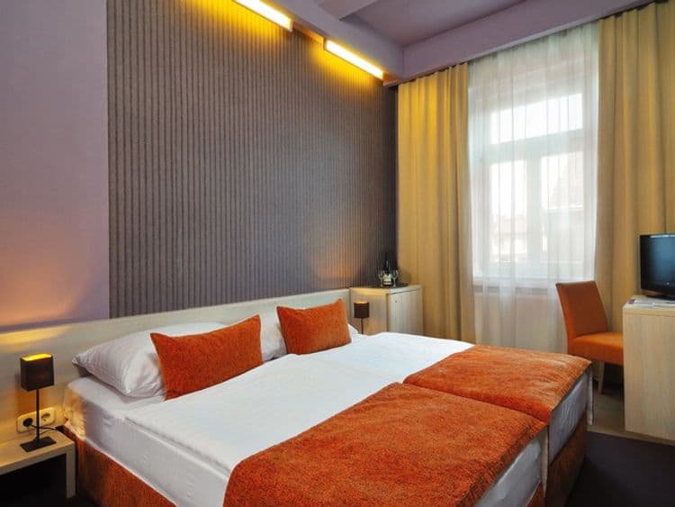 Star City Hotel