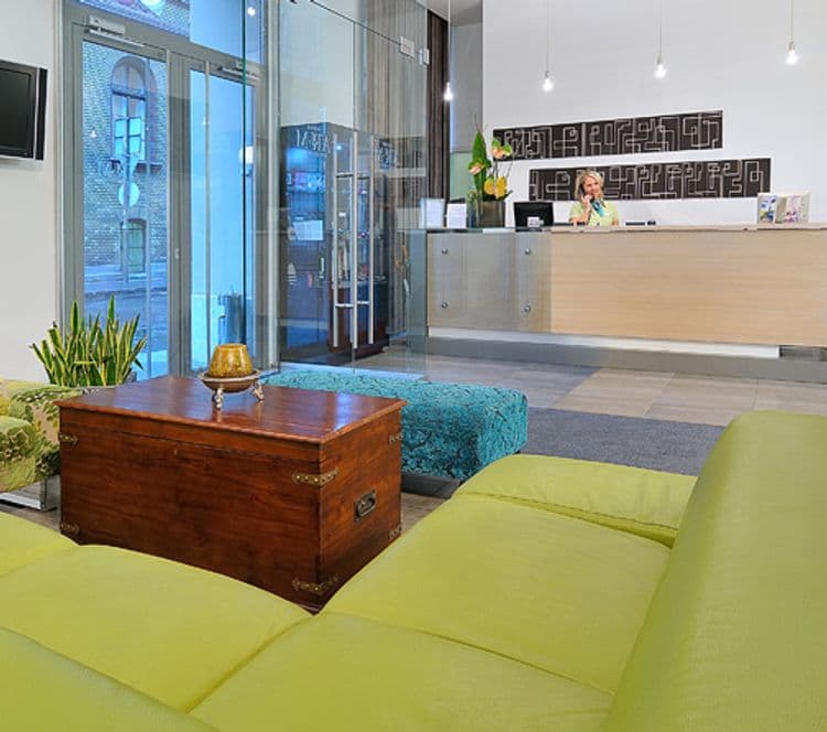 Atrium Fashion Hotel