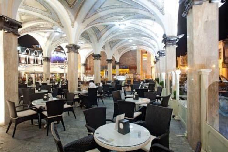 Piazza Boutique Hotel
