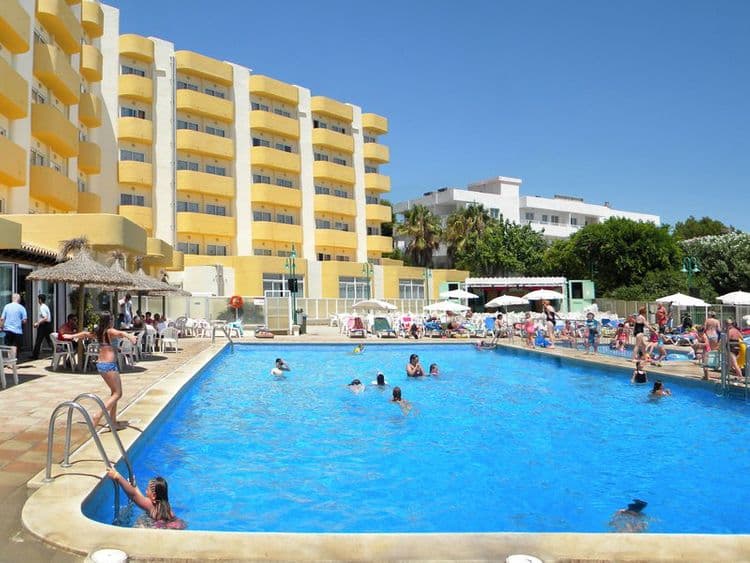 Roc Continental Park Hotel