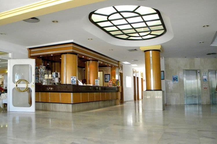 Roc Continental Park Hotel