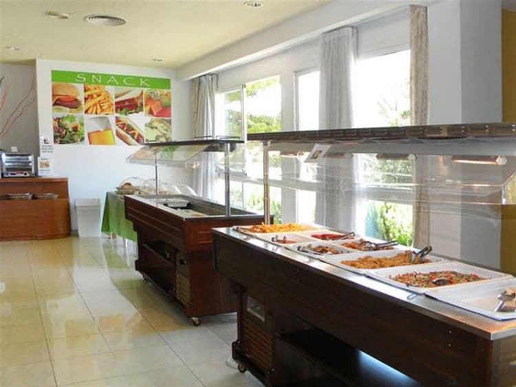 Roc Continental Park Hotel