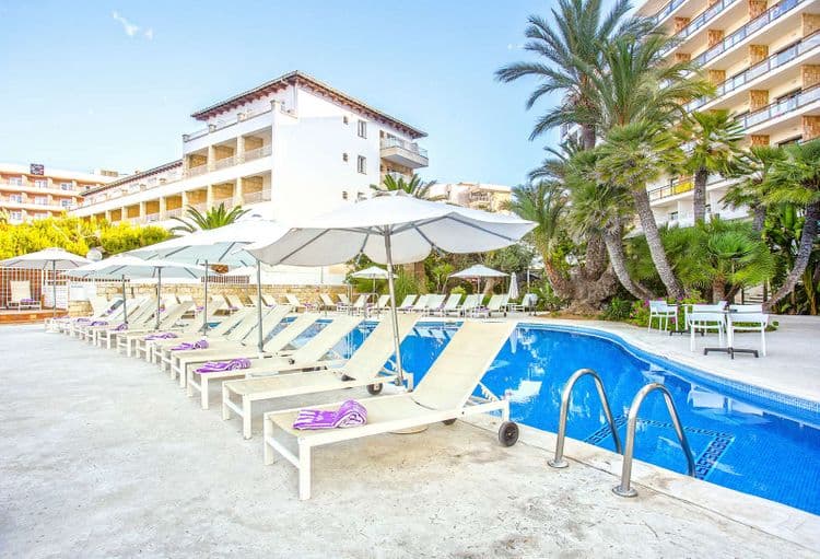 Be Live Adults Only Marivent