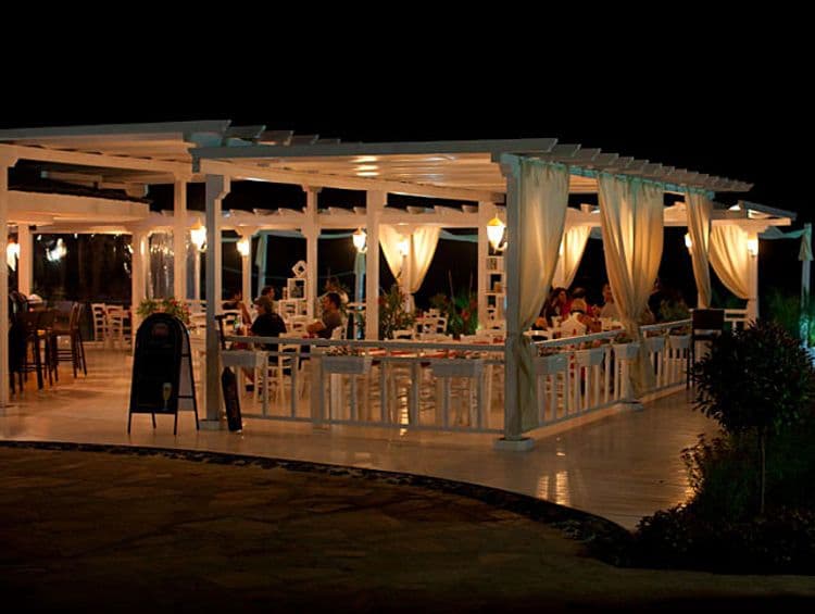 Regina Mare Beach & Residence