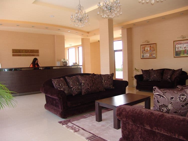 Happy Aparthotel & Spa