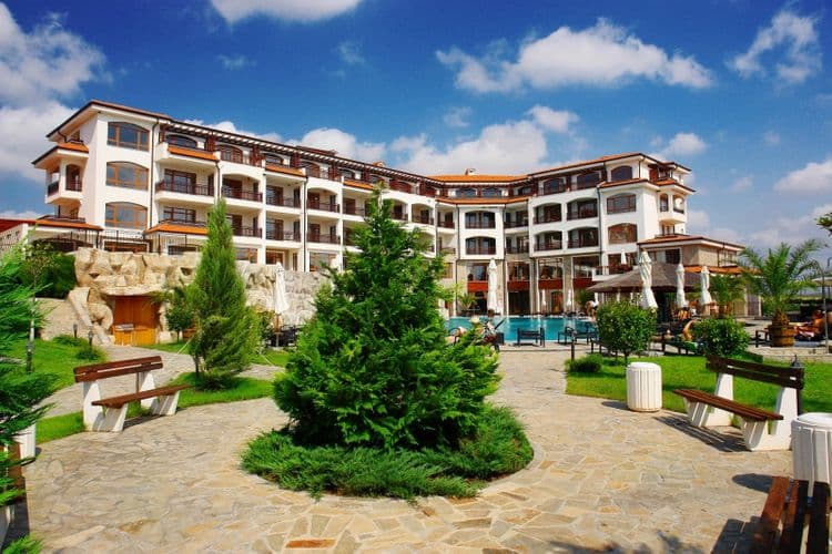 The Vineyards Resort