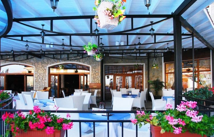 The Vineyards Resort