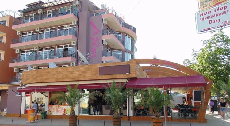 La Piazza Family Hotel
