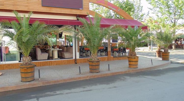 La Piazza Family Hotel
