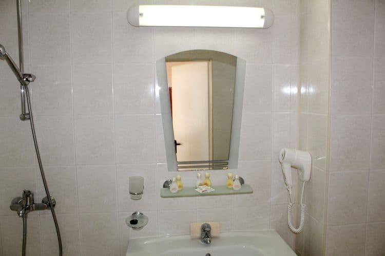 Onyx Hotel