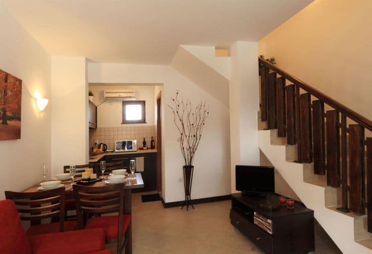 Pearl Apartments