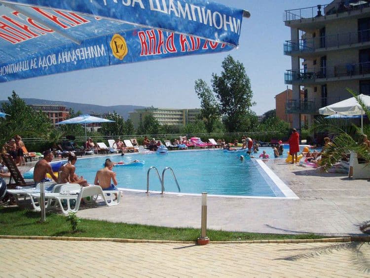 Riviera Blue Hotel