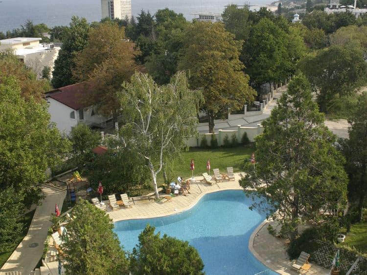 Silver Hotel