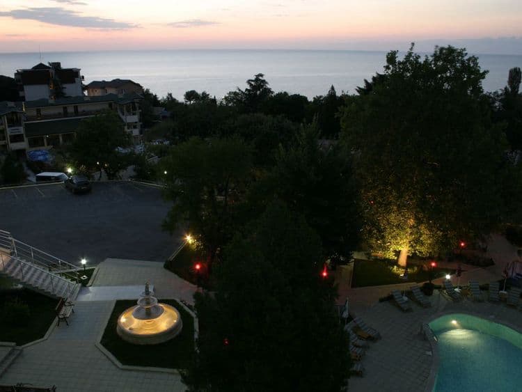 Silver Hotel
