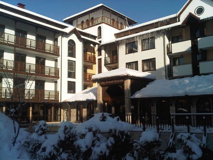 Grand Royale Apartment Complex & Spa