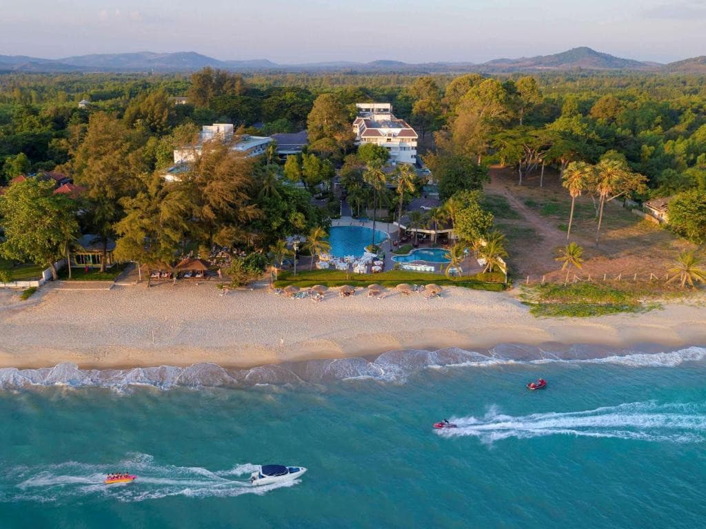 Novotel Rayong Rim Pae Resort Hotel