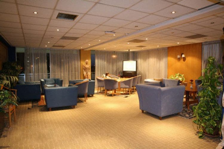 Tsokkos Holiday Hotel Apartments
