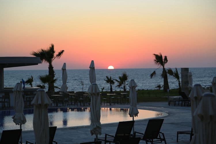 Amphora Beach Resort & Suites