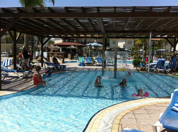 Tsokkos Paradise Village