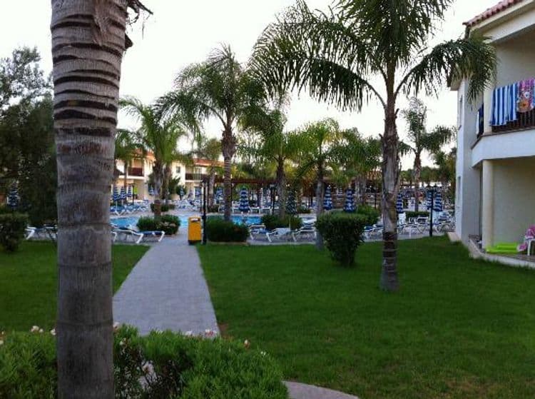 Tsokkos Paradise Village
