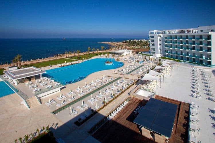 King Evelthon Beach Hotel & Resort
